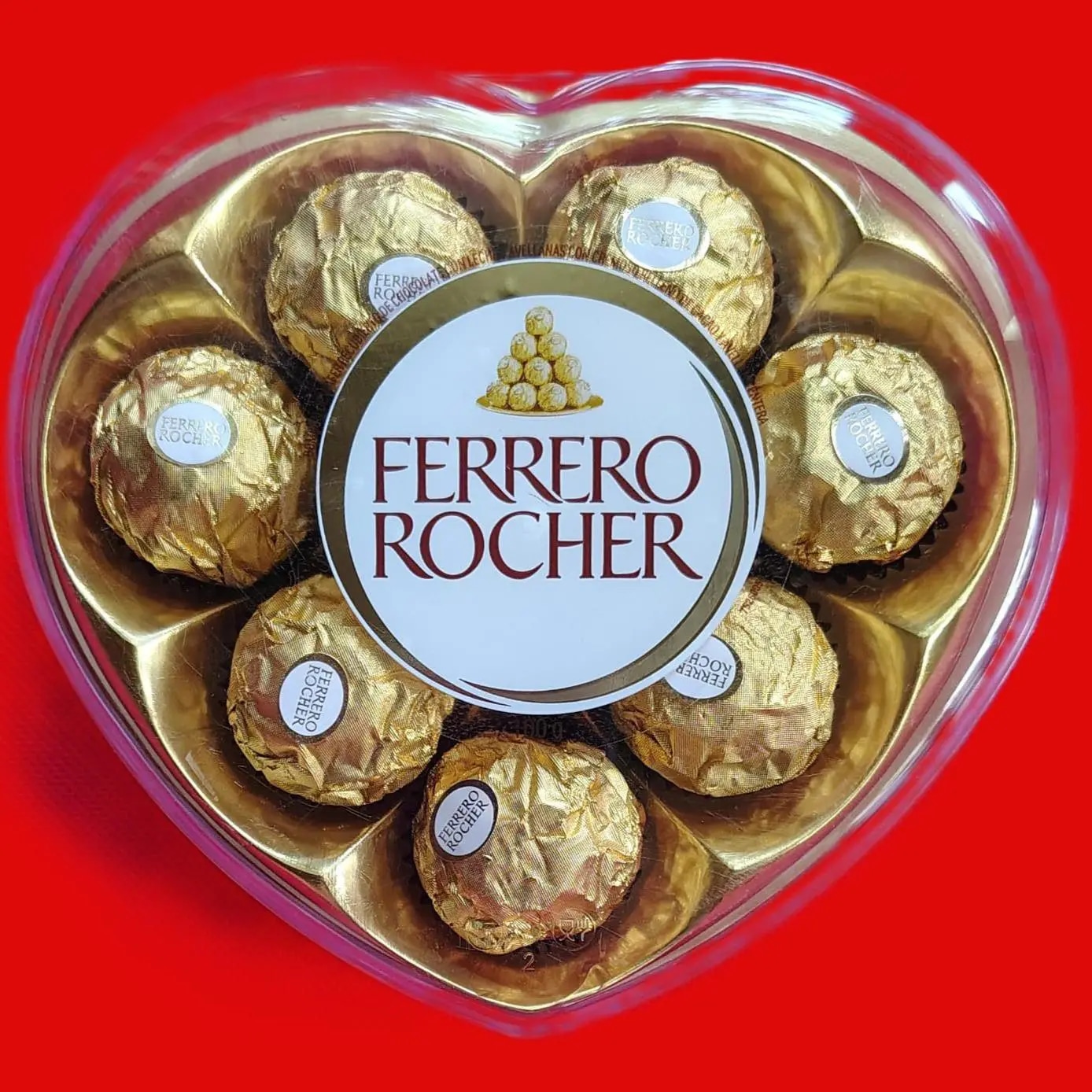 Bombones Ferrero Rocher forma corazón con bolsa de regalo